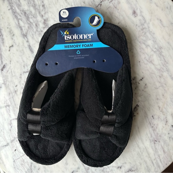 New isotoner Womens Microterry Bow Slide Slippers Black XL 9.5-10 - Picture 3 of 7